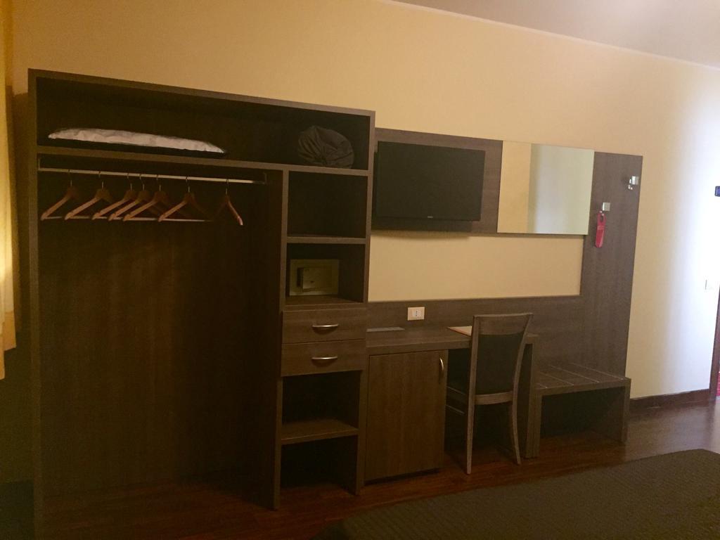 Hotel Anxanum ลันชาโน ภายนอก รูปภาพ
