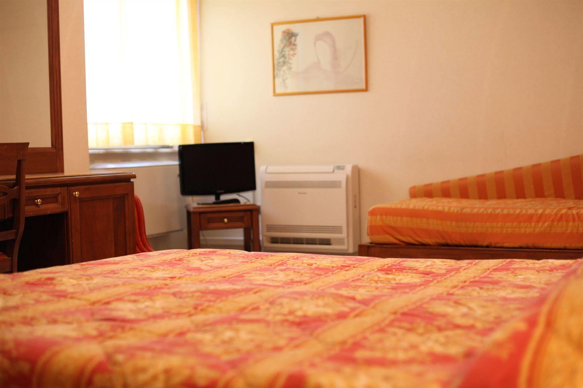 Hotel Anxanum ลันชาโน ภายนอก รูปภาพ