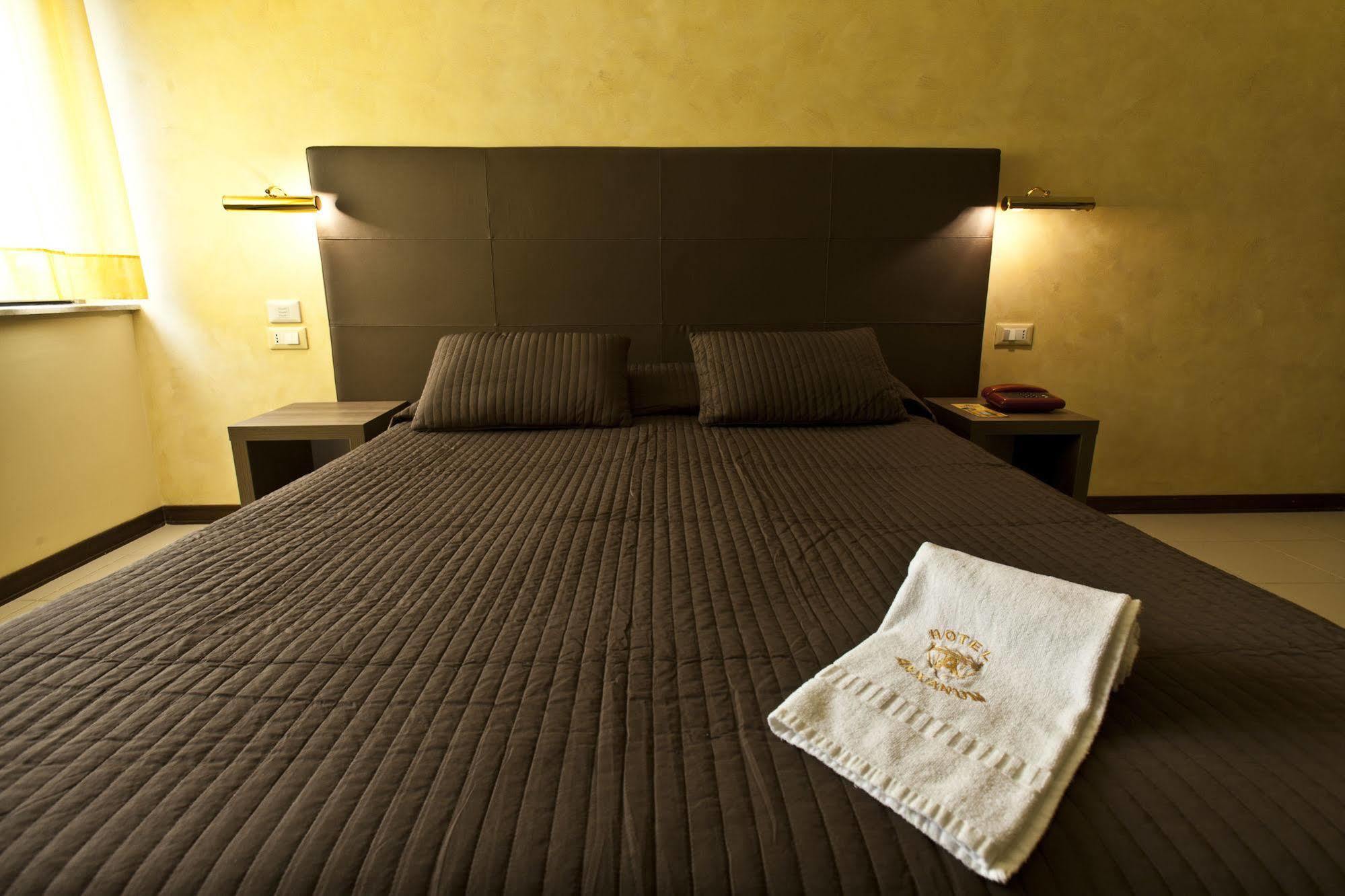 Hotel Anxanum ลันชาโน ภายนอก รูปภาพ
