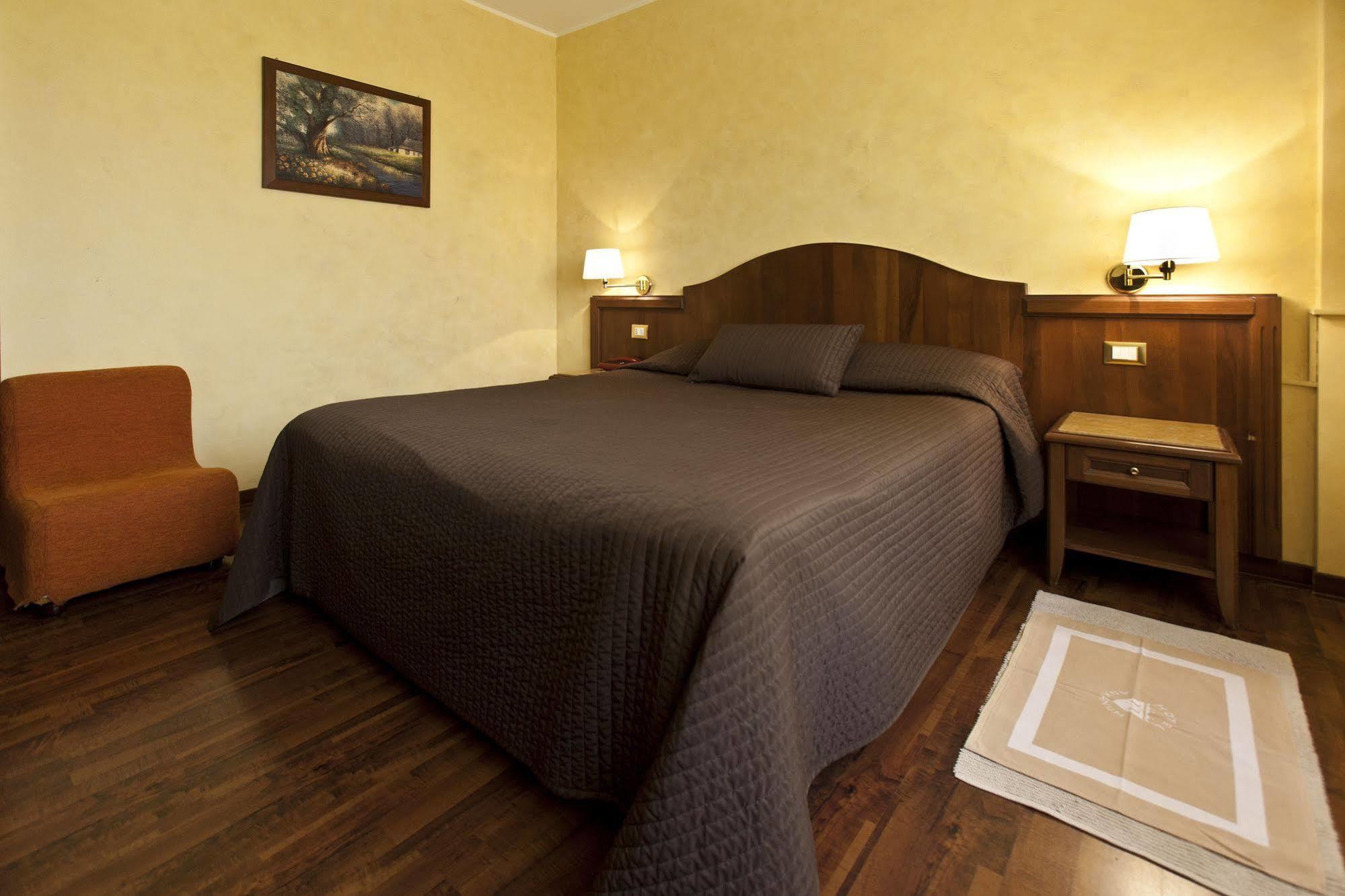 Hotel Anxanum ลันชาโน ภายนอก รูปภาพ